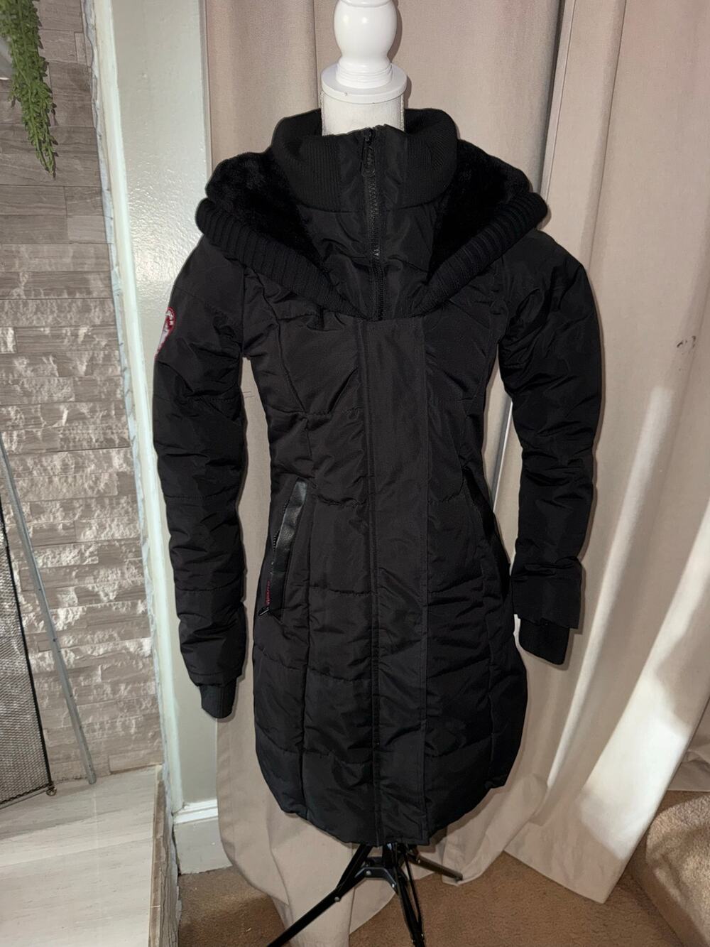 Canada Weather Gear Women’s Black Long Puffer Parka Coat Faux Fur Hood S/P
